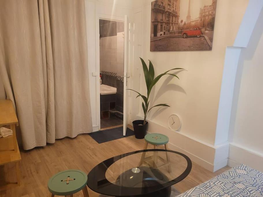 Charmant Appartement Pres De Montmartre Paris Eksteriør billede