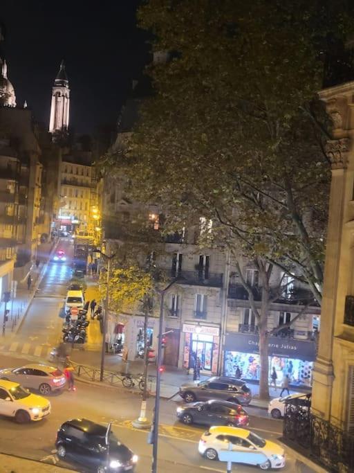 Charmant Appartement Pres De Montmartre Paris Eksteriør billede