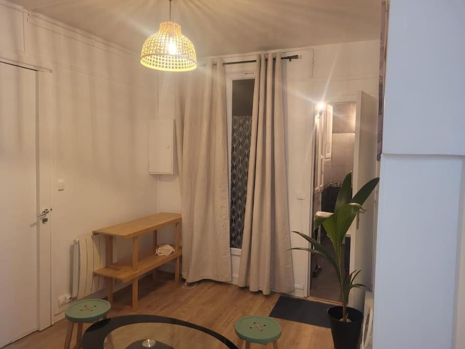 Charmant Appartement Pres De Montmartre Paris Eksteriør billede